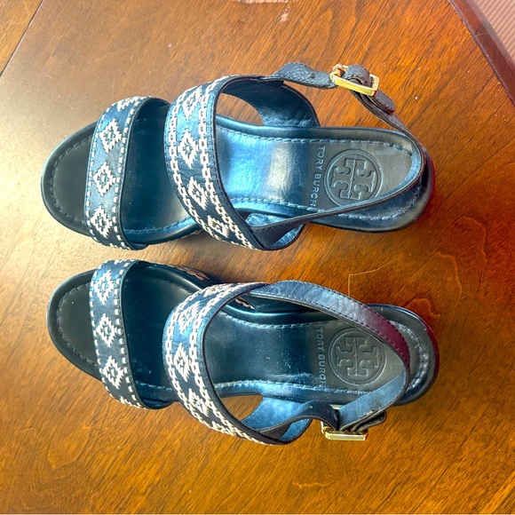 Tory Burch Reena Wedge Dark Navy and White Sandals Size Medium 8.5 - Picture 7 of 10